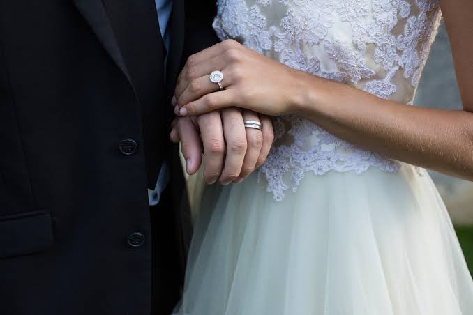 Dutch court invalidates couple